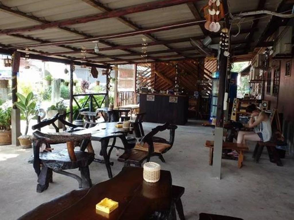 Sangjun Guesthouse Trat Extérieur photo