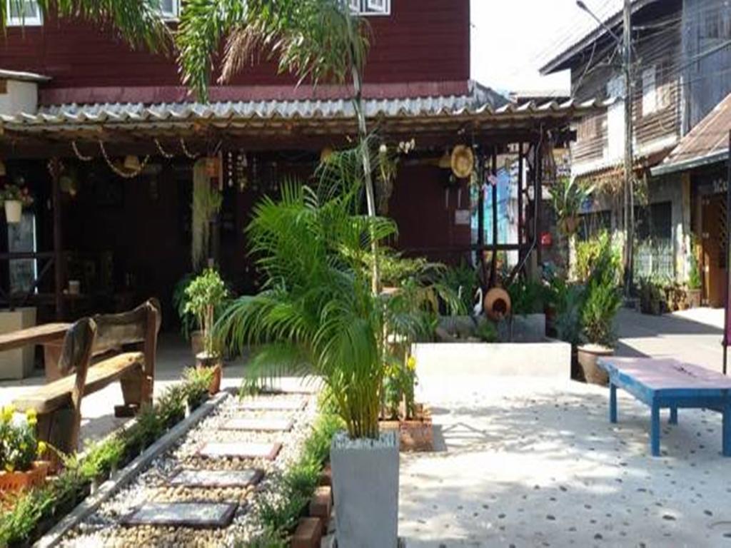 Sangjun Guesthouse Trat Extérieur photo
