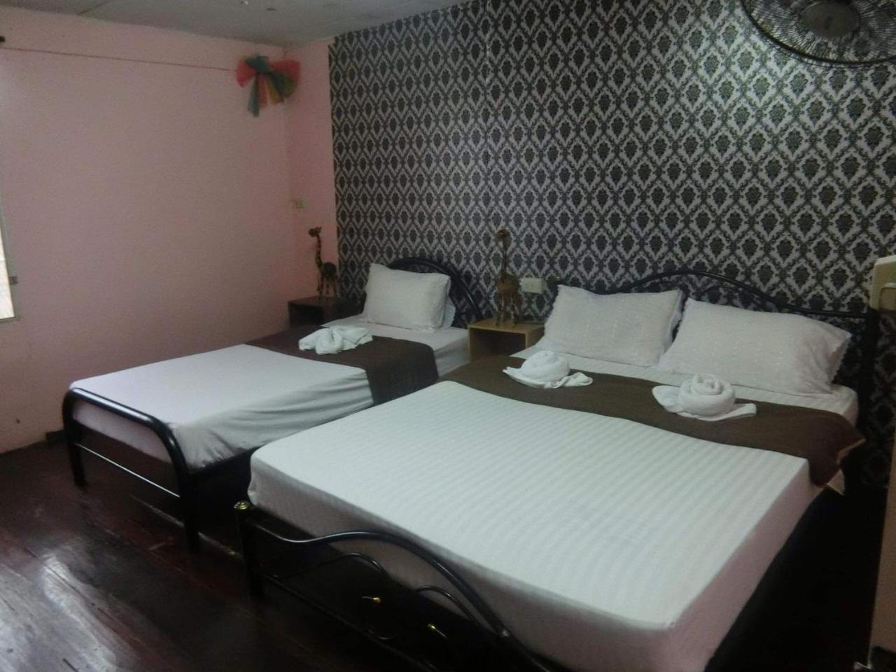 Sangjun Guesthouse Trat Extérieur photo