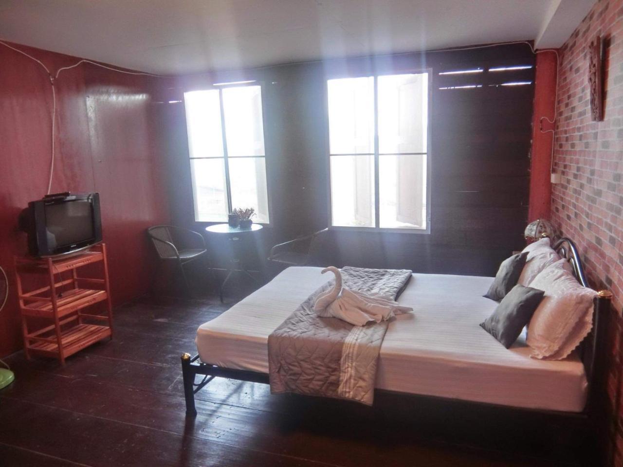 Sangjun Guesthouse Trat Extérieur photo